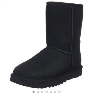 Women’s classic short black ugg